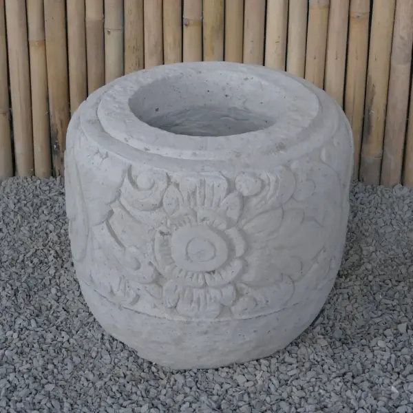 Product image 8 of the product “Balinese style high round pot, with carving - 55cm Dia., 60cm Height, Taro sand ”